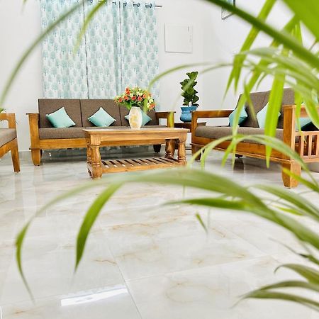 Tirupati Homestay - Shilparamam - Luxury Ac Apartments By Stayflexi - Fast Wifi, Kitchen, Android Tv - Walk To Ps4 Pure Veg Restaurant - Easy Access To Airport, Railway Station And To All Temples Eksteriør billede