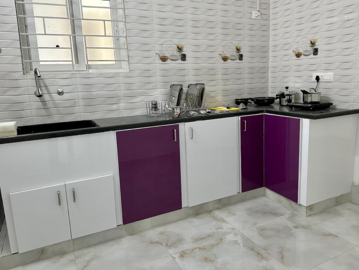 Tirupati Homestay - Shilparamam - Luxury Ac Apartments By Stayflexi - Fast Wifi, Kitchen, Android Tv - Walk To Ps4 Pure Veg Restaurant - Easy Access To Airport, Railway Station And To All Temples Eksteriør billede